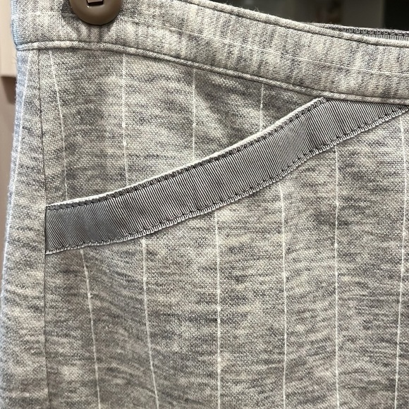 🍕🪻ATM skirt midi pinstripe gray white medium CLOSEOUT - Picture 8 of 10